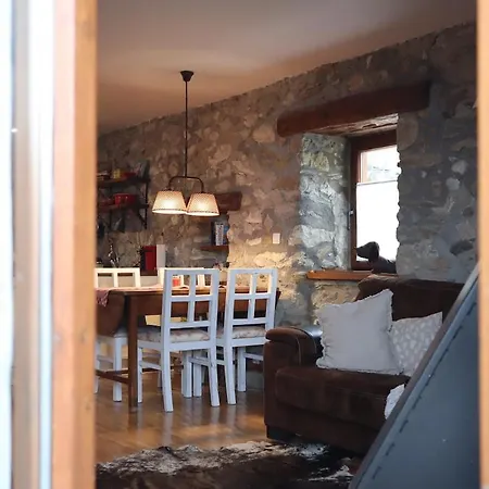 Rustic 3-story Stone & Wood Mountain Retreat *
