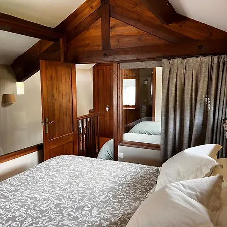 Rustic 3-story Stone & Wood Mountain Retreat *
